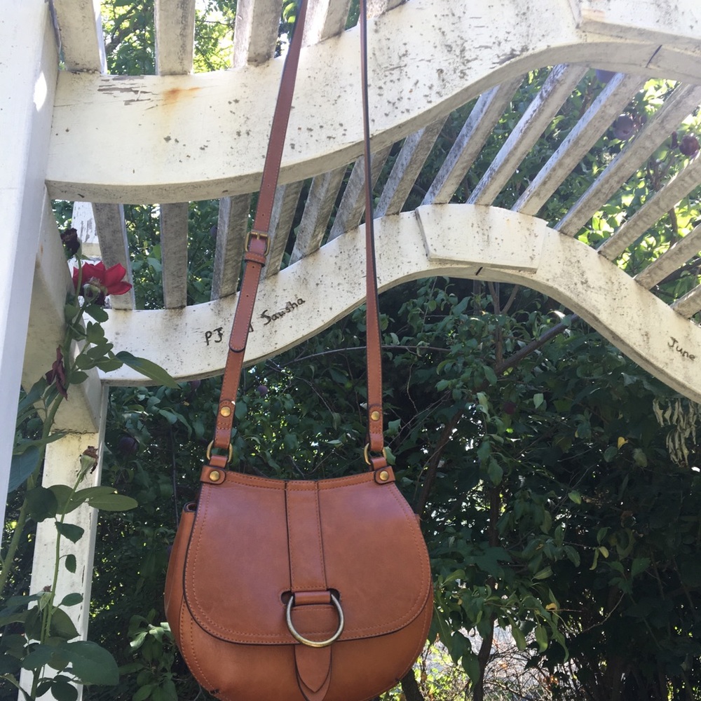 Simply Noelle shoulder strap purse